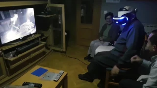 Casi mato de un infarto a mi padre con las PlayStation VR