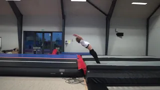 DGI Gymnastik - Kraftspring på airtrack - Gymnastikmøllen