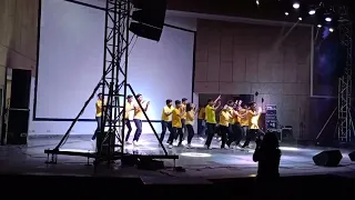 IIT Kanpur men y23 ki fresher night ka dance performance