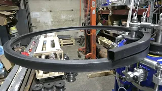 Гибка квадратной трубы 60х60 мм в кольцо на 3-х роликовом профилегибе 3RE-80 производства БМК