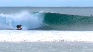 IS THIS CALLED LOSING THE WAVE OF BARRELS?. SURFING AT BINGIN BEACH 5/NOV/2022 4K.