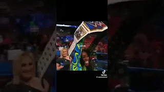 Naomi vs Alexa Bliss