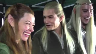 Lee, Orlando and Evangeline watching fan reactions to The Hobbit DOS trailer