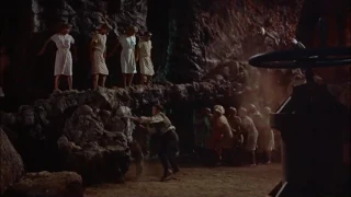 The Time Machine (1960) Morlock Fight