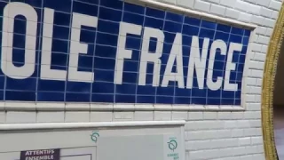 Paris Metro Line 3: Anatole France Station 14 March 2017