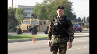 BORDER WAR LOS ANGELES MILITARY STUN RESIDENTS WITH MORE TROOPS & MILITARY DRILL