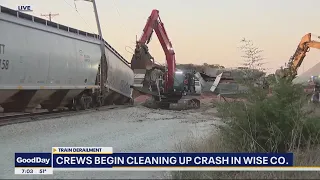 Train derails after crashing in Wise County