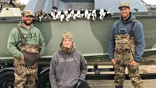 EPIC OLD SQUAW Duck Hunt on Lake Michigan!!!