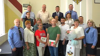 Принесение присяги. Семеро жителей Пинщины получили гражданство Республики Беларусь