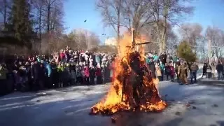 Проводы Масленицы  в Ульяновске 2016 г. Сжигание чучела.