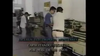 Comerciales mexicanos: Escuela Electronica Monterrey 2001