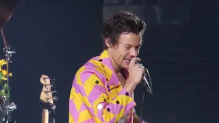 Harry Styles : Music for a Sushi Restaurant (Live at Madison Square Garden)