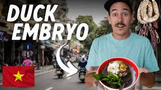ĂN NHƯ NGƯỜI ĐỊA PHƯƠNG (Tour ẩm thực đường phố Hà Nội) 🇻🇳 Vietnam Vlog