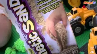 CAT Bulldozer, Kinetic Sand, Thomas & Friends Train Wrecking Toy Mashup FUNhot video