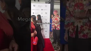 MGK whispering to Megan Fox on the red carpet | #mgk #meganfox #machinegunkelly #redcarpet