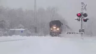Amtrak 350 flies through a blizzard at 100mph