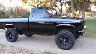 1986 Chevrolet 3/4 ton 4x4, new, interior, new paint, solid Texas truck, cold a/c SOLD