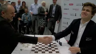 This video never gets old! 9 years ago, Carlsen w/ 30 seconds VS a FM with 3 minutes #fpschess