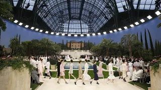 Besorgtes Publikum: Chanel-Show ohne Lagerfeld
