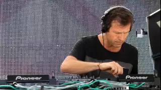 Hernan Cattaneo Resident 203 28-03-2015