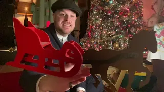 Unboxing a 1920’s Christmas