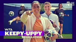 Ons Jabeur, Beatriz Haddad Maia & WTA stars take on the Keepy-Uppy Challenge! 🫵⚽️