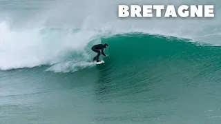 DES VAGUES PARFAITES À SURFER EN BRETAGNE !