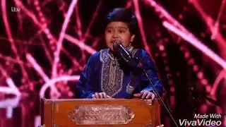 uk voice kids :krishna was awsome with his voice and instrument