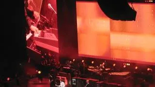 Paul McCartney - The night before & Let me roll it live @ Globen, Sweden 10/12-2011