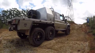 Glass House Mountains 4x4 Play