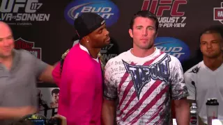 Anderson Silva vs Chael Sonnen - Face off