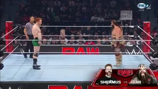 Sheamus Vs Ivar Parte 1 - WWE Raw 15/04/2024 (En Español)