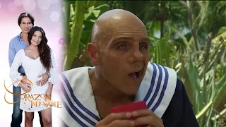 Teobaldo se entera que Maricruz es hija de Don Alejandro | Corazón Indomable - Televisa