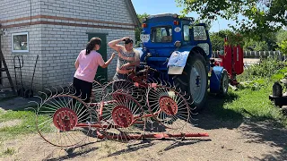 Все буде Україна! День тракториста, ламаю, ремонтую, лізу в чужі поля, сварюсь та працюю до зорі...