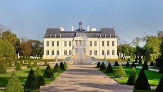 Le château "Louis XIV" à Louveciennes vendu 275 millions d'euros