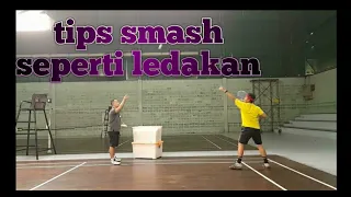 latihan smash lebih keras"single"#badminton #bwf