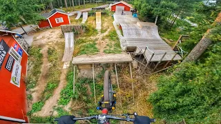 RIDING MY FAVOURTE DIRTJUMP SPOT IN STOCKHOLM! 🇸🇪