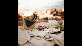 This video from WeSing: 剑染春水 (《山河剑心》片头曲)