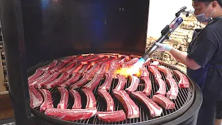 Giant 360 degree Spinning BBQ! Unique Grilled Beef Ribs & Pork Back Ribs - Korean street food