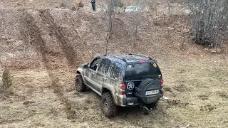 Tetova offroad jeep cheroke kj 2.8  silverstone Xtreme mud terrain