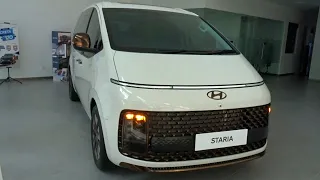 2022 Hyundai Staria 2.2 CRDi Signature (7 seats) (INDO) (full in-depth tour review)