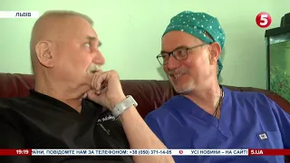 Відомий пластичний хірург із Туреччини безкоштовно оперує дітей з вродженими вадами у Львові