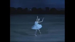 Footage of Svetlana Zakharova and Andrey Uvarov perform Swan Lake