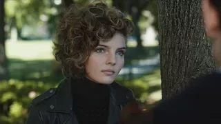 Selina Kyle | and Bruce at school [Gotham 2x10] 1 / 4