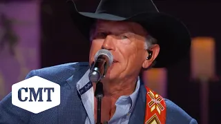 George Strait "Don't Come Home A-Drinkin'" | A Celebration of the Life and Music of Loretta Lynn