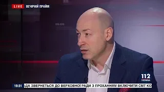 Гордон: Эсамбаев произнес тост: "Я хочу, чтобы сдох Грачев! А кто не выпьет, пусть сам сдохнет!"