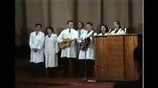 17 - Гимн 1ММИ на выпуске врачей 1994 г.
