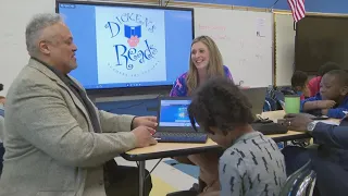 Volunteers stay committed to Dickens Reads program at Cleveland's Charles Dickens Elementary School