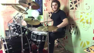 play blast beat very quickly