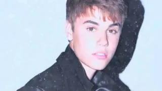 Justin Bieber - Santa Claus Is Coming To Town